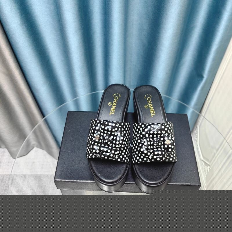 Ch*el slippers
